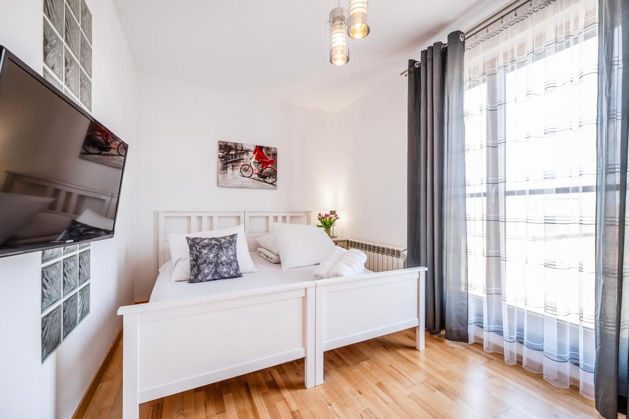 Апартаменты Rimini Moxy Te&Am Cracow Краков Экстерьер фото